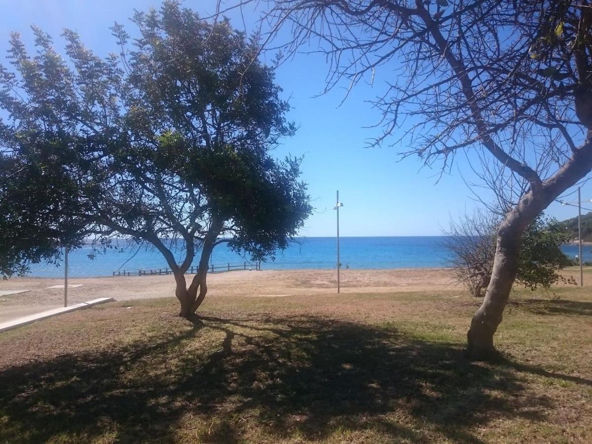 Apartmán Un Po Di Relax A Pochi Passi Dal Mare! Àrbatax Exteriér fotografie